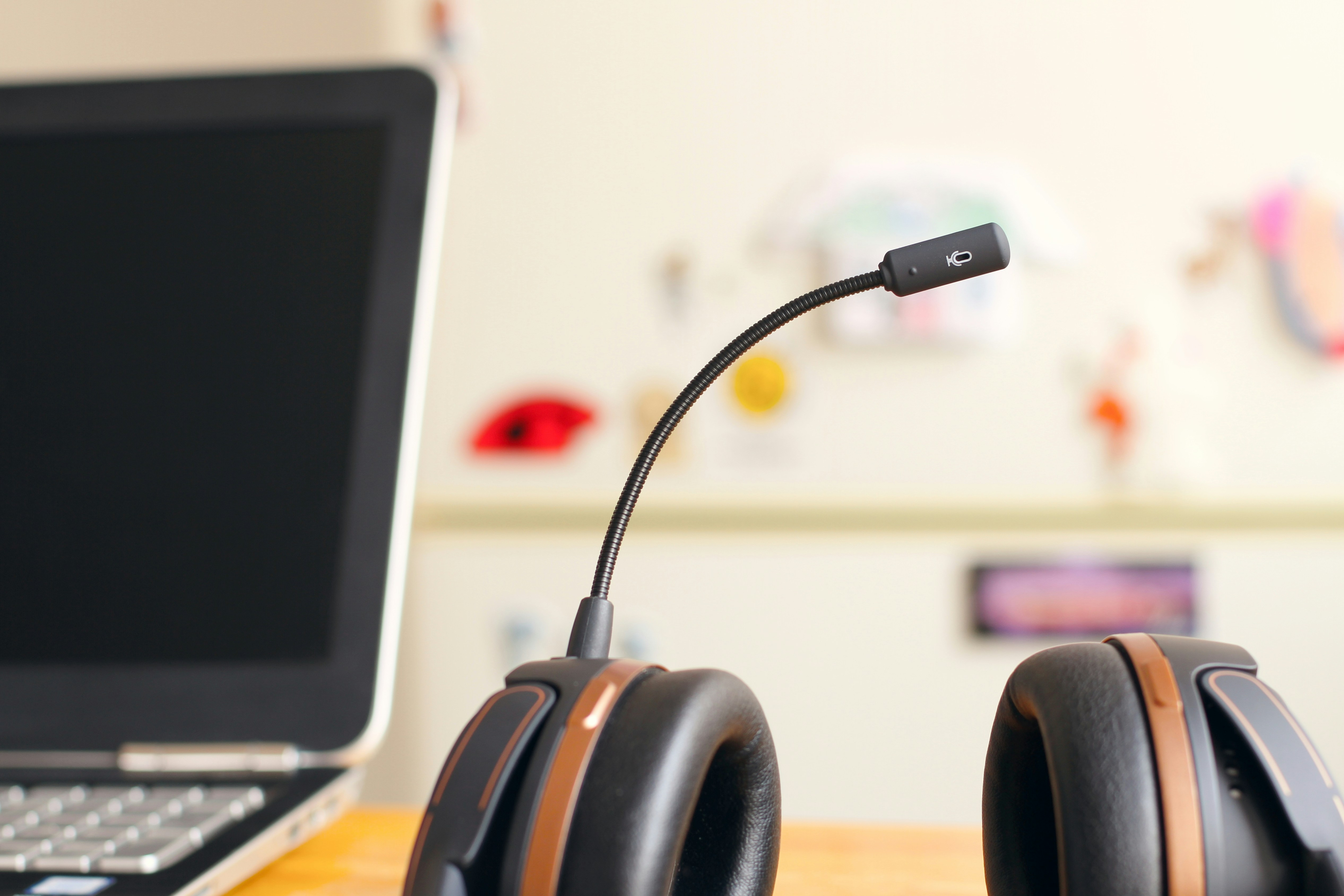 laptop and headset for call centre
